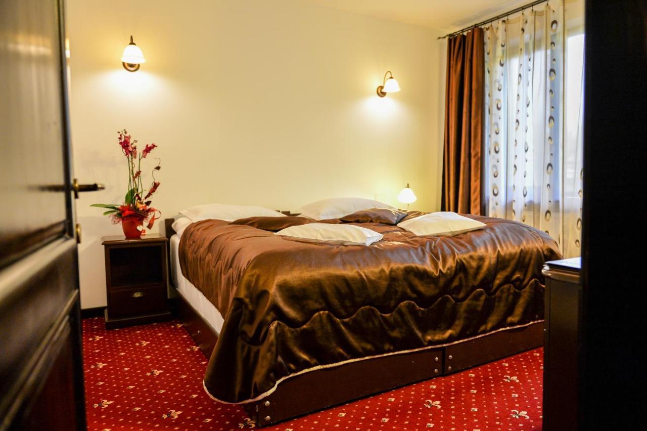 Hotel Bistrita Дурау Екстер'єр фото