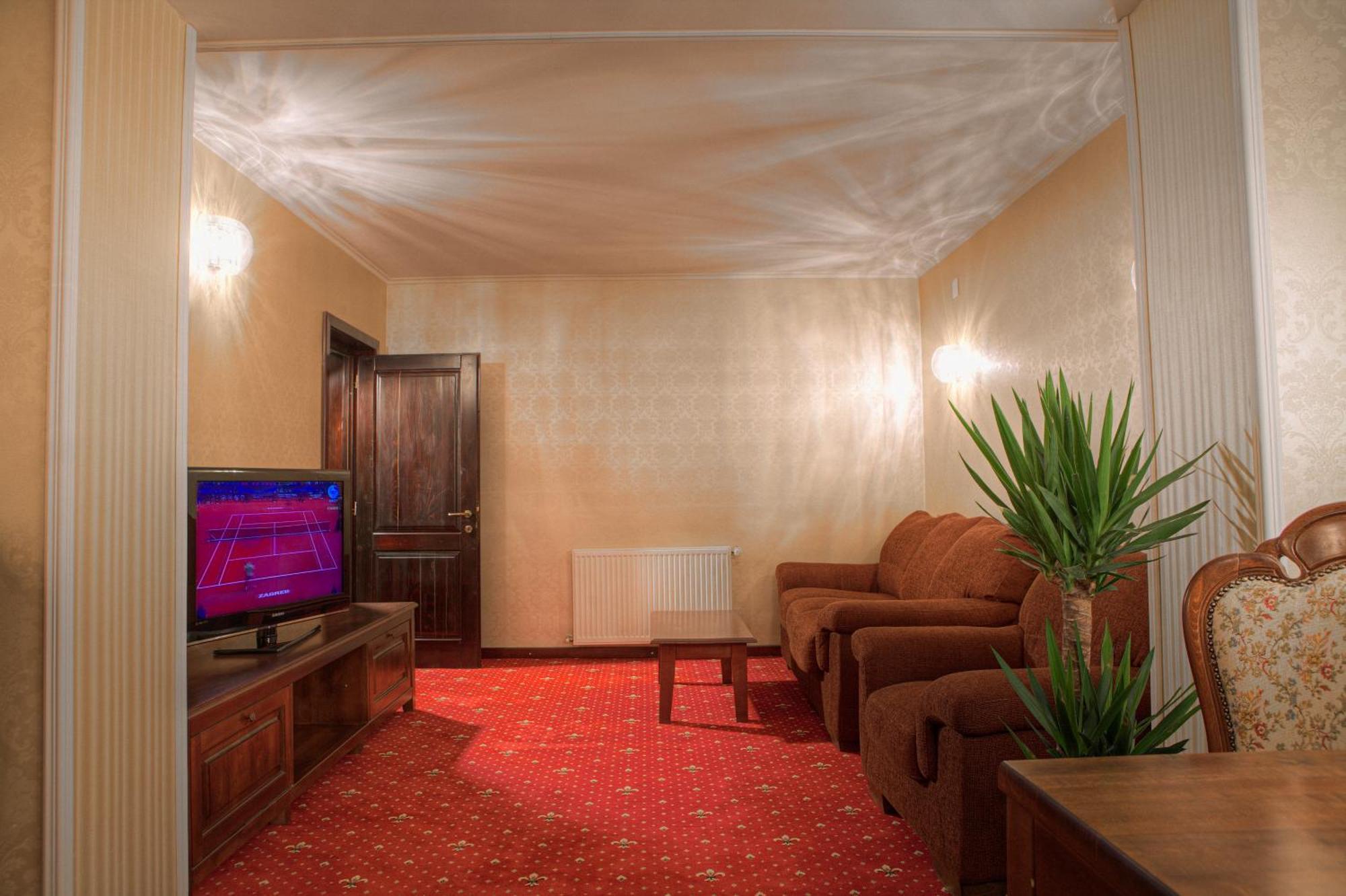 Hotel Bistrita Дурау Номер фото