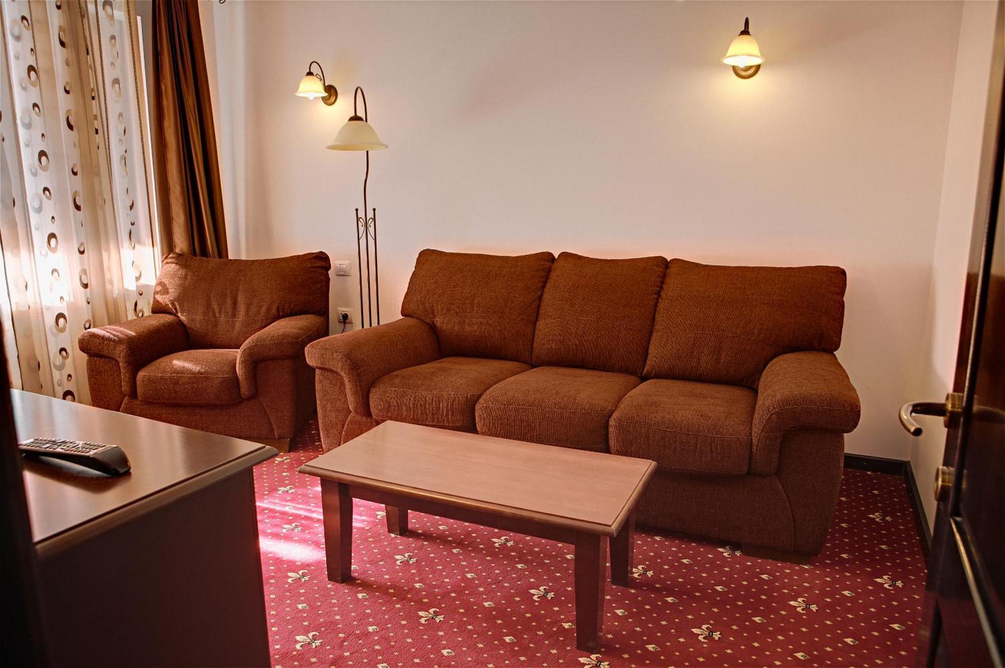 Hotel Bistrita Дурау Номер фото