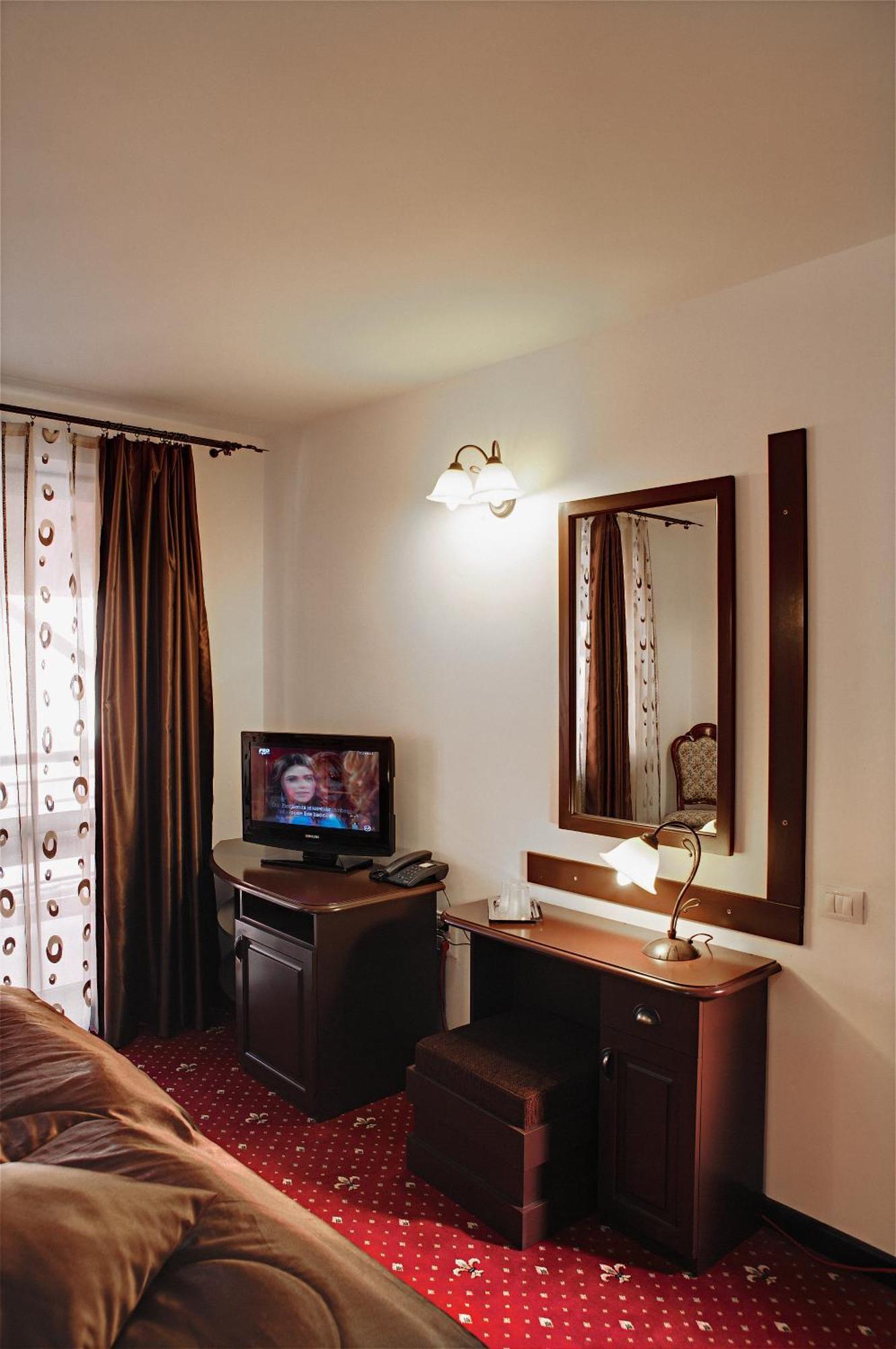 Hotel Bistrita Дурау Номер фото