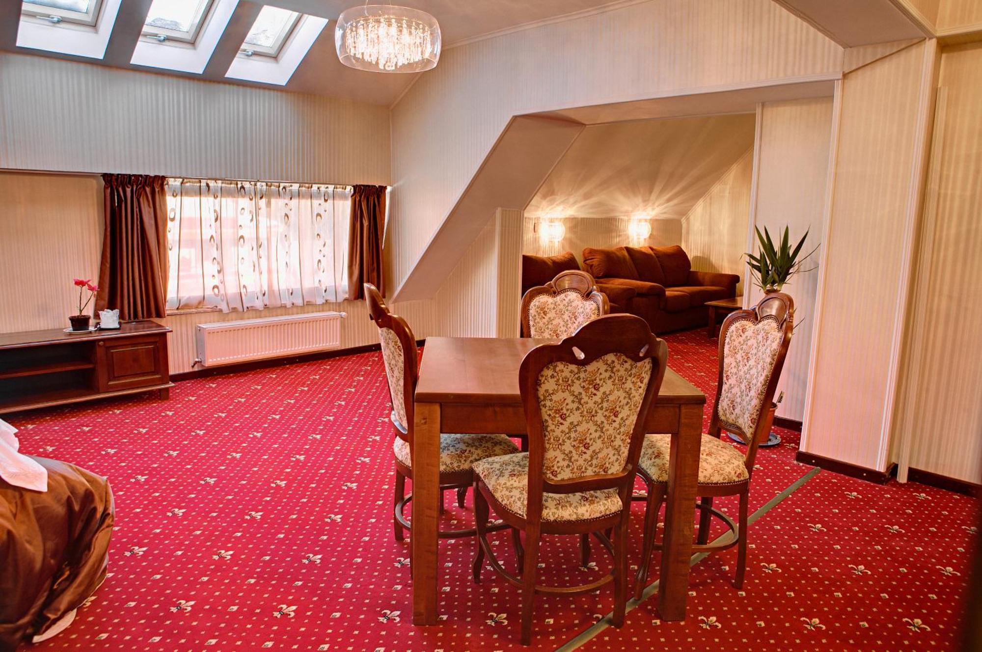 Hotel Bistrita Дурау Номер фото